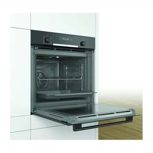 תנור אפיה בילד אין בוש HBG578BB0Y שחור