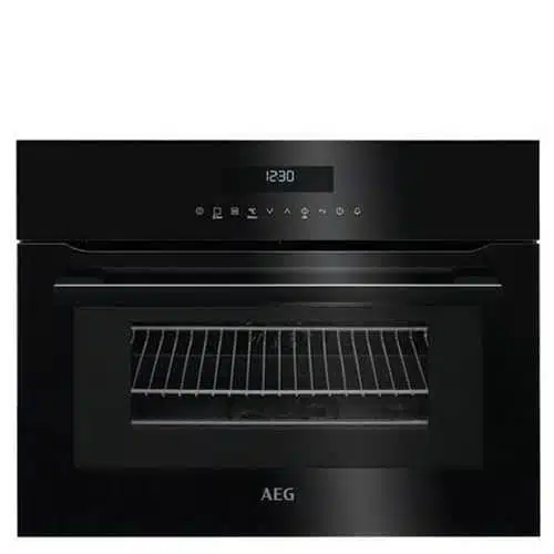 תנור אפיה בילד אין אאג KME761000B  שחור