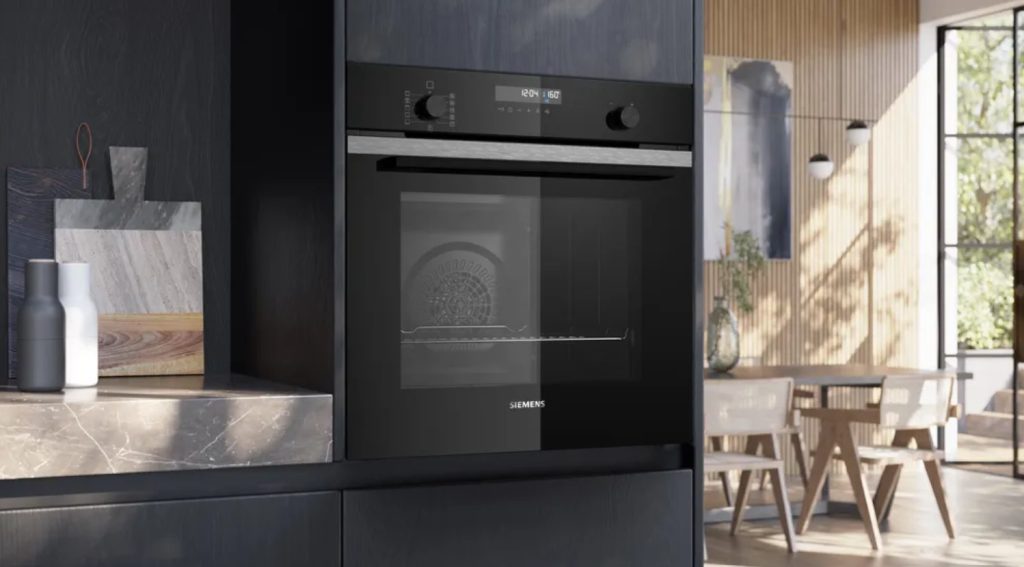 תנור אפיה בילד אין סימנס HB278GFS3 שחור