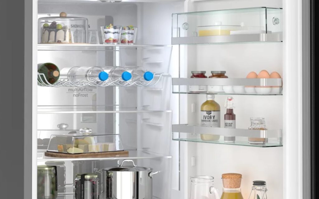 מקרר מקפיא תחתון סימנס KG39NSBBF זכוכית שחורה